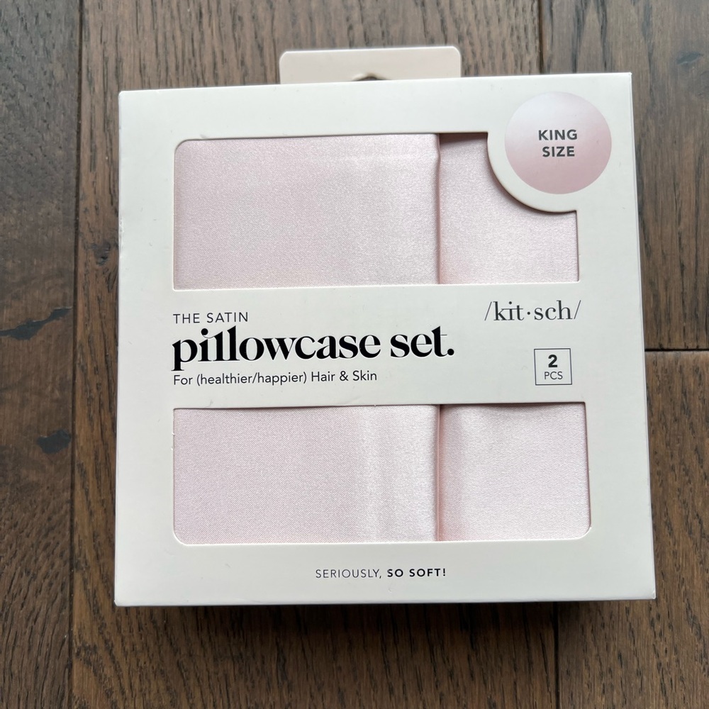NWT Kitsch Satin Pillowcase Set - Soft Pink